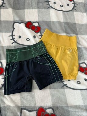 2 pairs of gymshark apex and seamless shorts size XXS XS